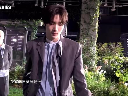 英宰向日葵发力了
#枪年 #崔英宰 #韩志薰