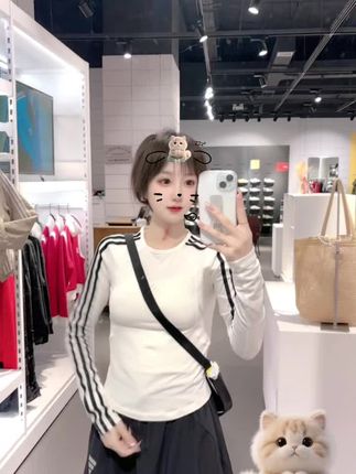 #遮肉显瘦遮肉减龄 #时髦精的ootd #早秋穿搭