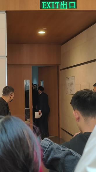 KK MALL & 西西弗书店
就是今天‼️1月4日 14:00
王赫野「宴」· 深圳签售开启
💓2026年的第一份心动
📍从KK MALL开始 💫
#KKMALL #王赫野 #王赫野签售 #王赫野深圳 #王赫野宴