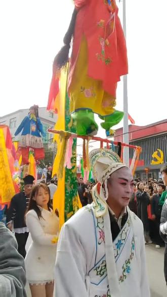 魏县回隆镇背阁南街三合会
今年的回隆真热闹