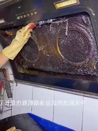 #上热门 #小人物大情怀