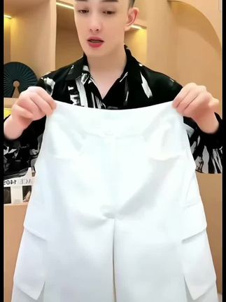 【韩哥女装】2025夏象牙白高腰A字版休闲短裤#休闲穿搭 #女装穿搭@DOU+小助手