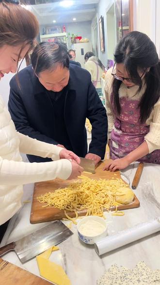 #传承#手工小金果#麻叶子
年味来了吧!