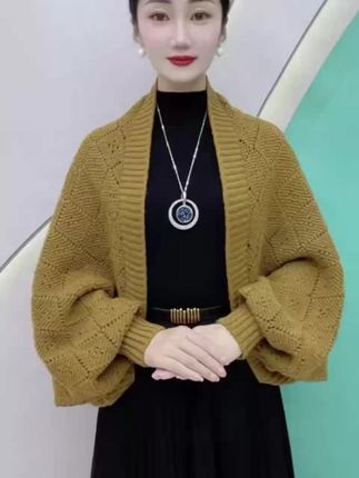 新款秋冬针织密织方格披肩时尚百搭披肩洋气女士#针织披肩 #百搭披肩