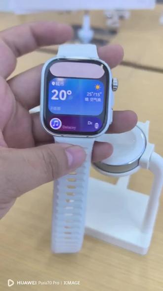潮流大方屏,FIT超吸睛。大“方”吸睛的#华为WatchFIT 5 Pro #潮流大方屏FIT超吸睛 #动起来就FIT #华为手表#华为