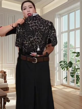 精品时尚豹纹小衫长袖网红洋气百搭四季修身灰色咖色#豹纹长袖 #新款分享 #洋气减龄 #四季穿搭 #大码女装