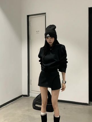 #简约穿搭 #穿搭不重样 #早秋高质感职场穿搭 #秋季清冷感白月光穿搭 #被秋日氛围感穿搭拿捏了