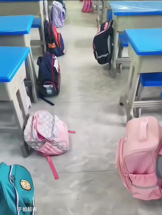 #书包挂钩#书包挂钩随放随挂 #书包挂钩免打孔 #书包 #挂钩