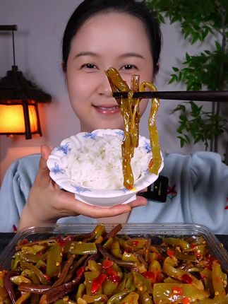 老长沙红油双脆,真的太好吃了!贡菜和蕨菜结合,嘎吱嘎吱脆,当 作零嘴,下饭都很棒!好吃又解馋#妈呀太香了 #红油双脆 #好吃到停不下来