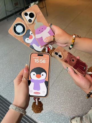 哪位仙女的手机壳来认领一下~🐧🍆🧸每个都好可爱!#阔爱炸了 #这个手机壳真的长在我心巴上了 #闺蜜同款