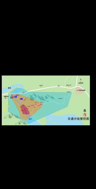 龙腾天工·江西村舟”2026年江西省龙舟公开赛交通管制通告为确保“龙腾天工·江西村舟”2026年江西省龙舟公开赛安全、有序进行,根据《中华人民共和国道路交通安全法》等相关法律法规规定,活动期间将对赛道及周边道路实施临时交通管制,现将有关事项通告如下:一、管制时间2026年5月30日、31日(每日6时至当日比赛结束)。二、管制路段(一)螺蛳小镇景区全线(东门樱花公园—西门龙舟看台);(二)G220国道堤庄线(螺蛳小镇驿站—龙舟看台北面三岔路口);(三)G220国道(孔家洲路口—昌田村)。三、管制区域(一)红色核心区仅限行人及应急保障车辆进入,其余一切社会车辆禁止驶入。(二)橙色次核心区1.G220国道至昌田村方向社会车辆禁止通行,前往昌田村、圆梦园景区的车辆绕行钤山镇山下大桥、山下林场、X001路段。2.螺蛳驿站至堤庄线电动车停车场,仅允许二、三轮电动车通行,其余机动车禁止驶入。3.由分宜县城到螺蛳小镇社会车辆停放在螺蛳小镇东面停车场,到接驳车区乘车前往现场。(三)禁停区域G220国道全线及螺蛳小镇次核心区道路两侧严禁停放任何车辆(含电动车、摩托车),违者一律拖移。四、停车与接驳(一)停车场电厂螺蛳小镇东面停车场(约1000个泊位)。停车场停满后,可沿道路向分宜矿方向靠右顺向停车。(二)公交接驳1.免费接驳路线:螺蛳小镇东门停车场(洪阳洞门口)—主景区—龙舟看台—螺蛳小镇驿站。2.常规公交(301路):加密至20分钟/趟,可抵达“电厂螺蛳小镇”站。五、出行提示为避免拥堵,建议广大市民优先乘坐免费接驳车或步行进入核心区。请途经管制路段车辆提前规划绕行路线,并自觉服从现场交警及工作人员指挥。因交通管制带来的不便,敬请广大市民朋友给予理解配合。特此通告。
分宜县人民政府2026年5月22日