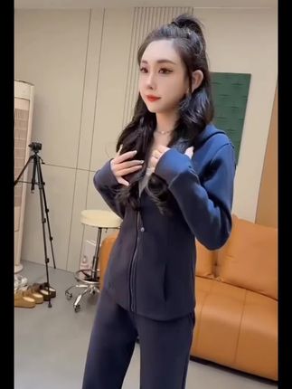 2025秋季新款时尚显瘦气质网红高档套装女高级百搭宽松大码两件套#秋季穿搭 #秋冬穿搭