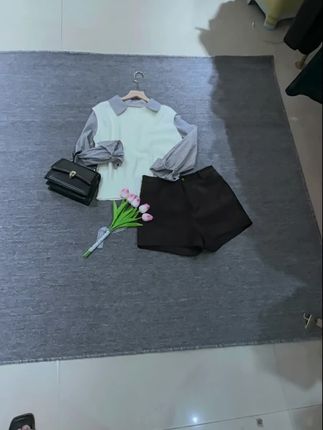 生完二胎的我身材走形,拍不出好看的版 今天我用一张地毯一样也能拍出衣服的高级感,同行们你们也快来试试吧!