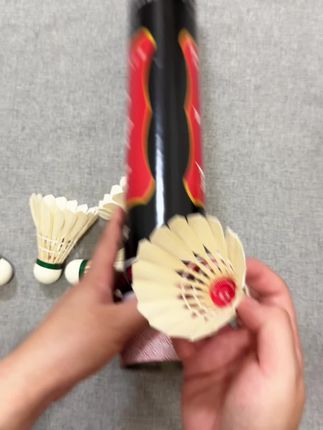 羽毛球人的口粮球!耐打耐打华美9号!#羽毛球