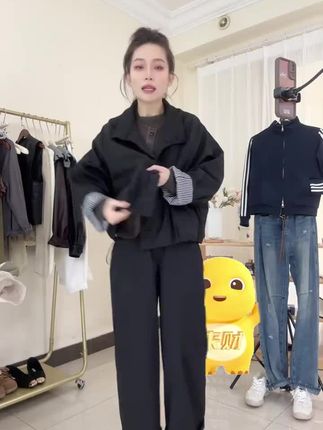 早秋新款韩版修身上衣#女装 #今日穿搭 #穿搭穿搭 #出街穿搭 #外套穿搭