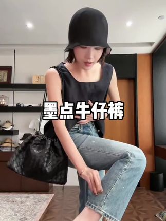 不会还有人没穿上这条既显瘦显腿长又能遮肉肉的牛仔裤吧#好物分享#今日穿搭#林痣晴#高品质裤子