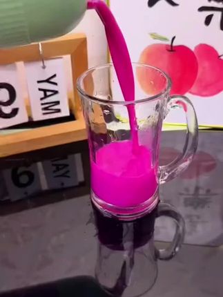 #好物推荐🔥 #夏日必备 #网红饮料 #便携榨汁机 #@#我要上热门 @抖音小助手
