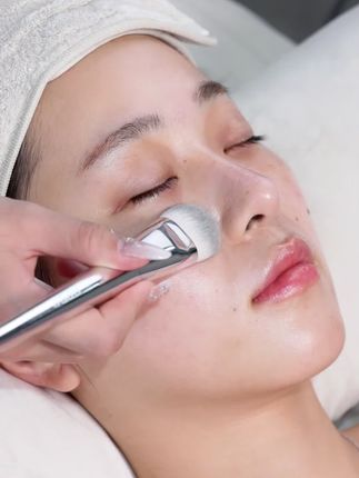 又养肤又能持妆!这个素颜霜一抹提亮!真不输大牌化妆品!!#素颜霜#底妆 #持妆