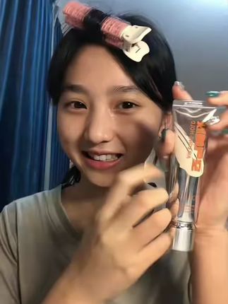 这个粉底液绝了,真的找不出比它更清透服帖的底妆了 #底妆推荐 #粉底液 #平价好物 #化妆分享