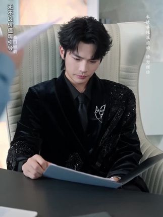 #必看佳作 #母凭子贵被冷面老板全家宠 #短剧