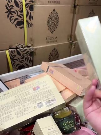 姬存希蜗牛原液尊享五重氨基酸洁颜蜜,含玻尿酸洗面奶!敏敏肌适用!清洁肌肤的同时给您滋润呵护!#好物推荐🔥#护肤品#实体美妆店#性价比#仓库实拍