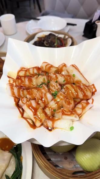 岭南路益健美食大广场成早茶性价比战神!双人餐原价134现108,毛肚蒸蒸日上,配百合酱超滑,核桃糕叠阵,斑斓汁一浇甜似初恋,快拉饭搭子冲! (【退款规则】到店核销:随时可退,过期未核销自动退)#湘菜 #榆次美食 #广式点心 #桐乡美食 #好吃推荐