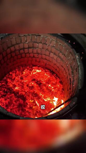 大学生看过来!原始部落土窑焖烤放大招,四人套餐 168,有烤大公鸡、五花肉,撸串管够,蘸酱菜凉菜也不限量,春节照常营业,冲就完! (【退款规则】到店核销:随时可退,过期未核销自动退)#抖音新春吃喝玩乐节 #烤鸽子 #户外烧烤 #吃货的世界唯有美食不可辜负 #爱就是一起吃好多好多顿饭