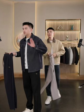 虎牙兄弟男人对自己好点,这款休闲裤很合适,百搭休闲