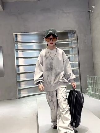 男孩潮酷痞帅童装