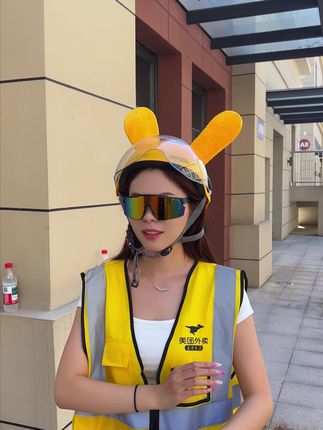 【外卖兄弟必备!】防雾耐磨护目镜来啦!贴合不压脸,高清视野稳配送,雨天 / 扬尘全不怕,安全拉满冲单更安心~