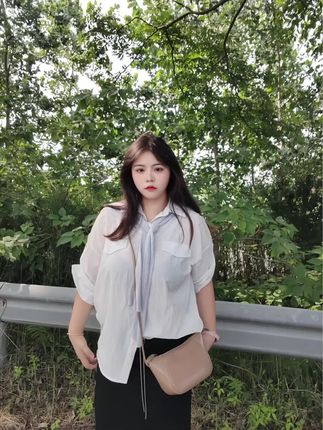 简约又气质简直满足我对包包的所有要求#夏日出游包显眼的 #女包 #包包推荐 #百搭精致包包 #美包分享