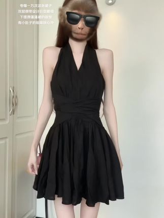 舒胡蕾 美神降临【高定系列】 桃花皱感缎面绝美及地气质连衣裙