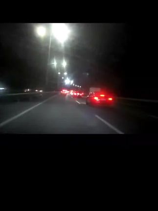 激動車保持車距極度耗電个性创意防水3M磁吸车贴摩托车磁吸贴搞笑