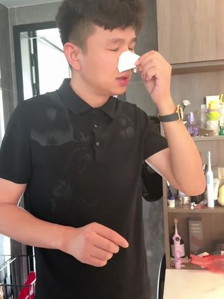 有草莓鼻的女生会爱上它,你想要的都在这里!茶树黑头精华三件套#和黑头粉刺说拜拜