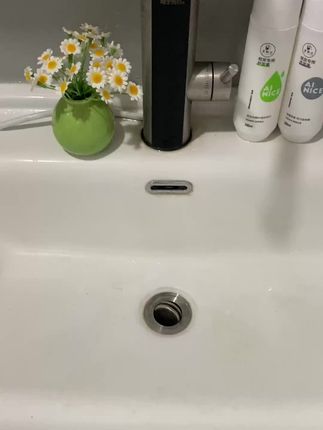 夏天出汗假发总移位?用我们这款全新升级防水胶片,暴汗也不脱胶,稳如泰山!