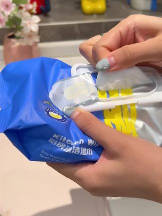 厨房湿巾,一擦即净,一次性吸水,干净卫生更省心!