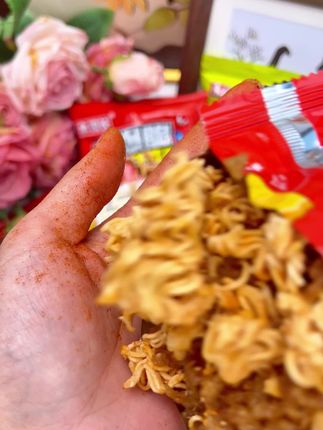 真佩服商家的智慧!沙嗲+干脆面!甜辣酥脆!现在下单还送黄金