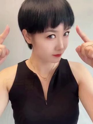 【2025新款】轻松造型软发泥自然蓬零门槛打理高颅顶发型塑型干胶