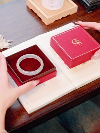 香槟白月光手镯,这款手镯只要这个价,太划算了!