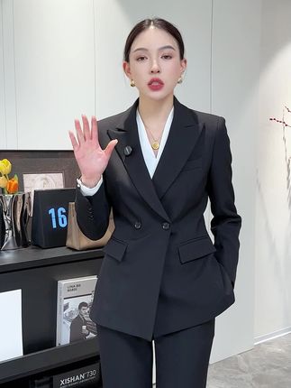 时尚女神范西装,穿出时尚感,让你气质与众不同!