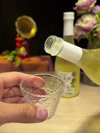 花香扑鼻,果香浓郁的安娜王妃青提茉莉酒,你真的无法想象这个好喝到有多离谱#安娜王妃果酒 #仙女都在喝什么 #安娜王妃青提茉莉 #果酒
