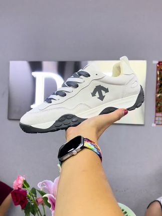 男人过了30岁,不要穿得像大叔!这款休闲鞋让你帅气有型!