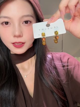 满满秋意的美拉德渐变珠珠,谁还没有秋天的第一对耳环?