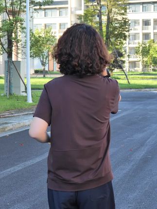 步履轻盈,心向自在,焕新衣橱,悦己正当时,优雅不贵,品质相随